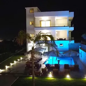 Apartment Luxury Jo-an, Ksamil